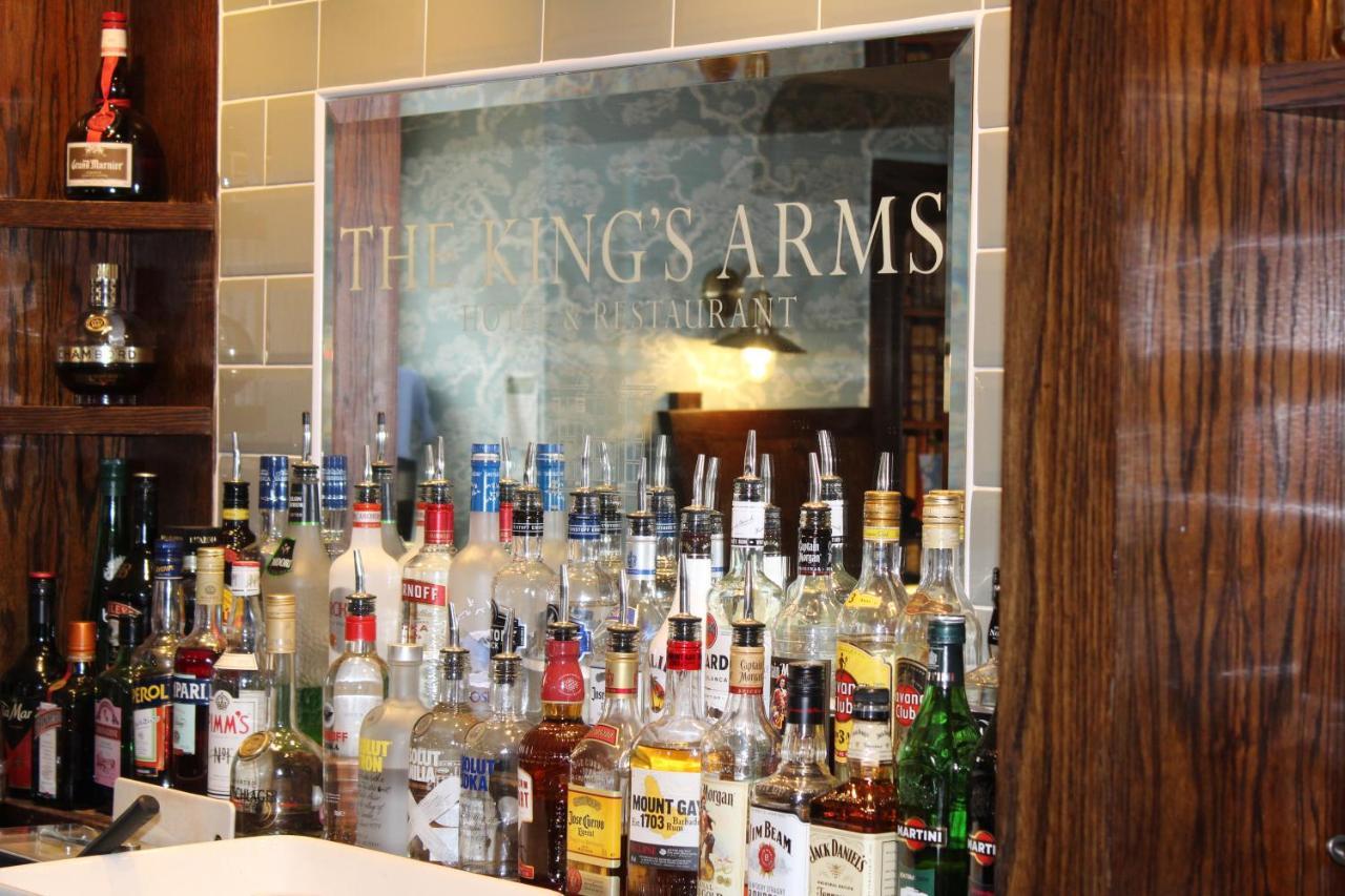 The Kings Arms Hotel Μπίσεστερ Εξωτερικό φωτογραφία